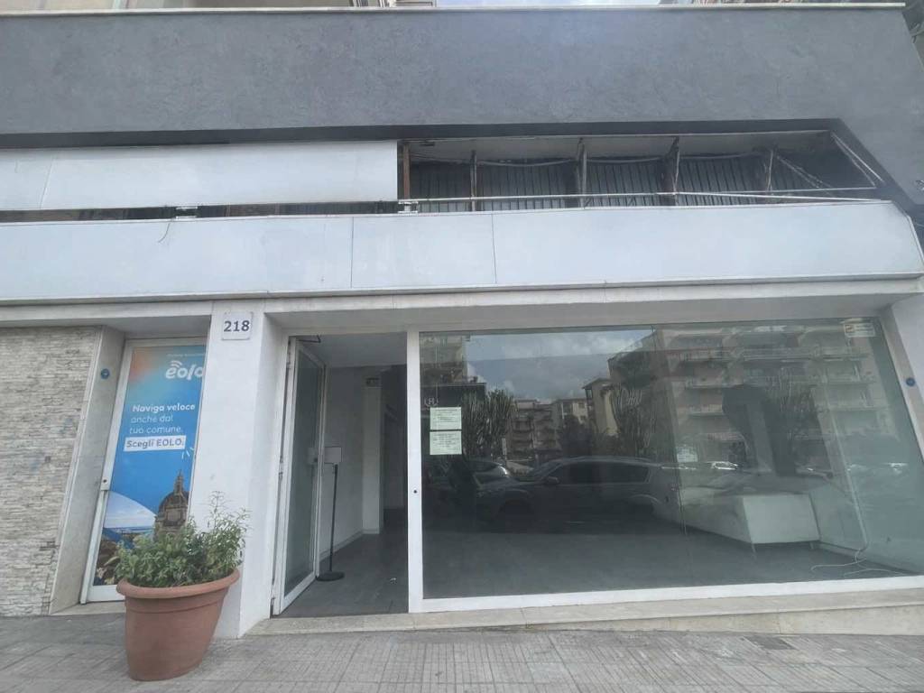 negozio in vendita a Catania