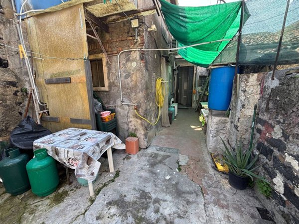 casa indipendente in vendita a Catania in zona Cibali