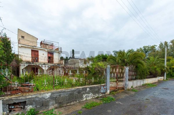 casa indipendente in vendita a Catania in zona San Giorgio