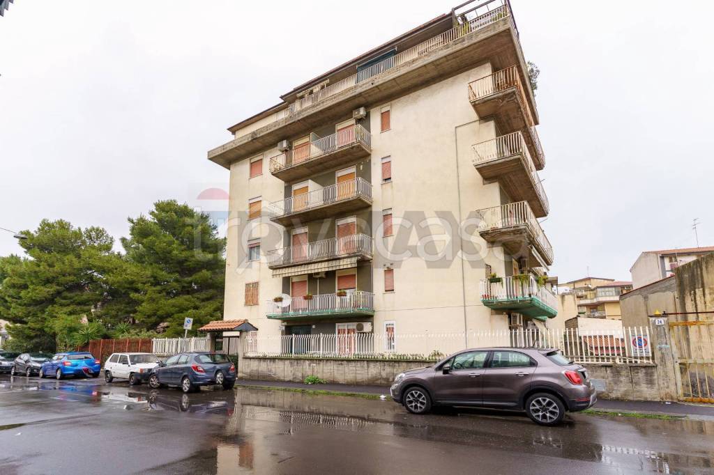 appartamento in vendita a Catania in zona Ognina