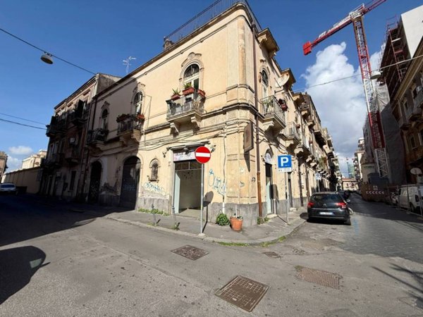 negozio in vendita a Catania