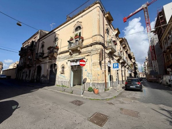 negozio in vendita a Catania