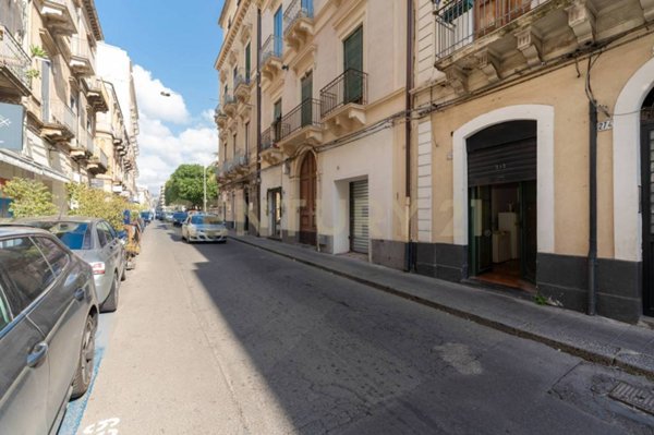 casa indipendente in vendita a Catania