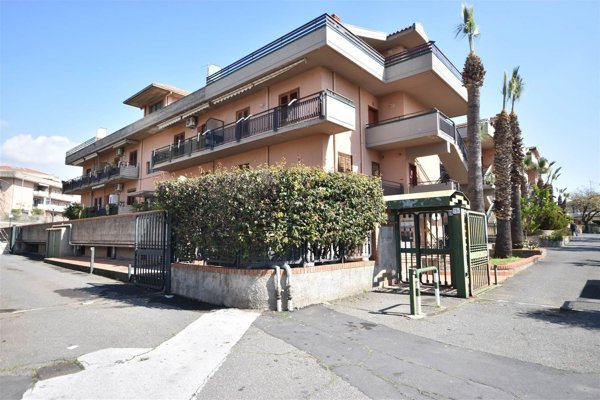 appartamento in vendita a Catania in zona Trappeto