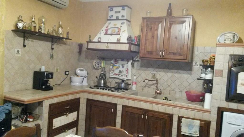 casa indipendente in vendita a Catania in zona Centro Storico
