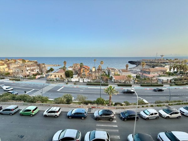 appartamento in vendita a Catania in zona Ognina