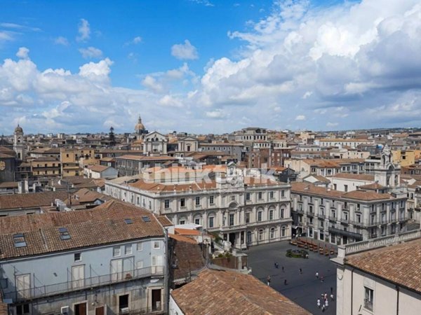 appartamento in vendita a Catania in zona Centro Storico