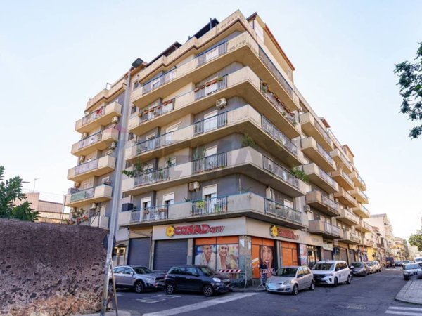 appartamento in vendita a Catania in zona Picanello