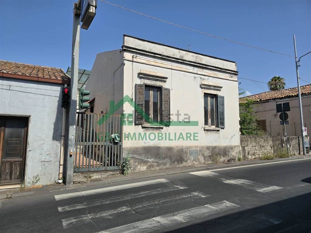 casa indipendente in vendita a Catania in zona Ognina