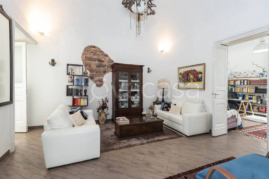 casa indipendente in vendita a Catania
