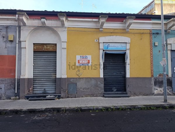 appartamento in vendita a Catania in zona Picanello