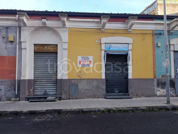 appartamento in vendita a Catania in zona Picanello