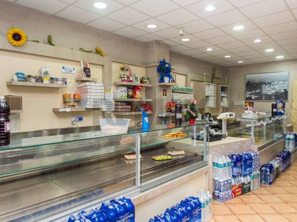 negozio in vendita a Catania