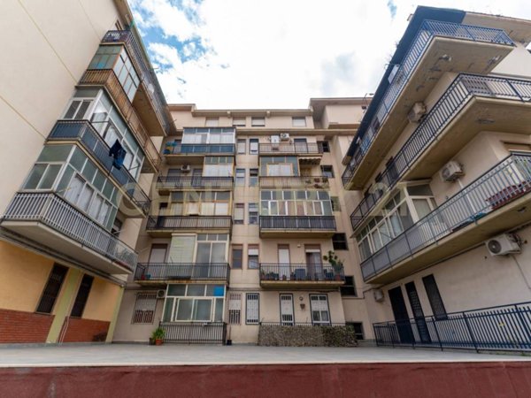 appartamento in vendita a Catania in zona Centro Storico
