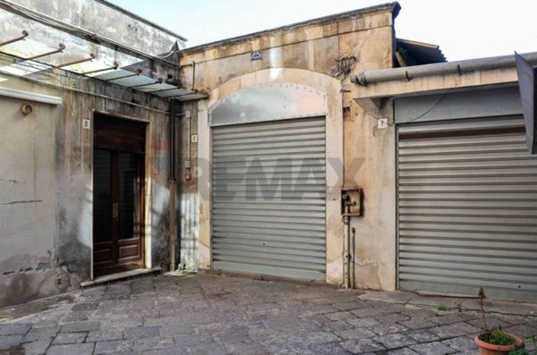 casa indipendente in vendita a Catania in zona Centro Storico