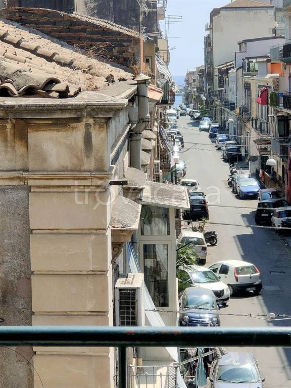 appartamento in vendita a Catania in zona Centro Storico