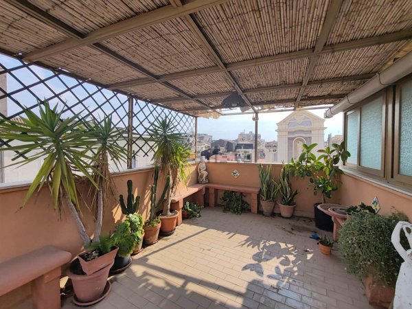 appartamento in vendita a Catania in zona Centro Storico