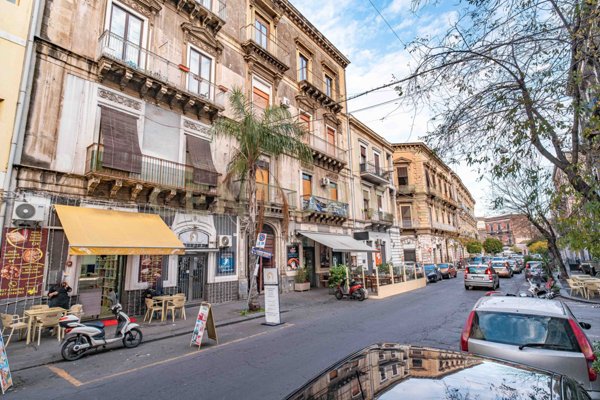 appartamento in vendita a Catania in zona Centro Storico