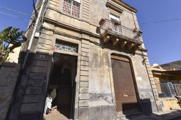 casa indipendente in vendita a Catania in zona Centro Storico
