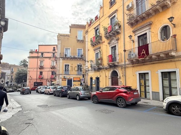 appartamento in vendita a Catania in zona Centro Storico