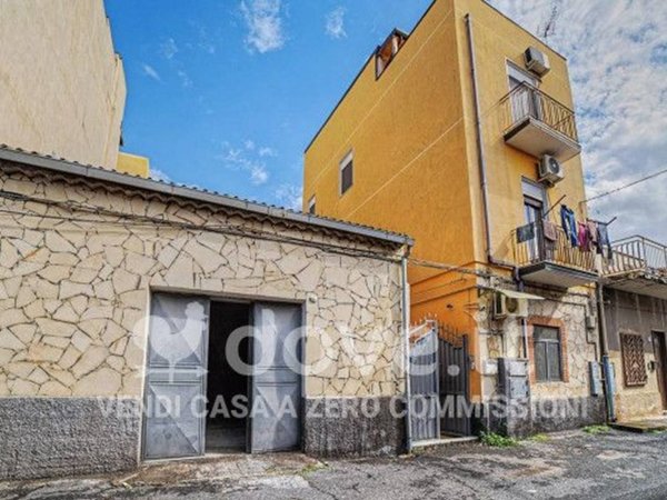 casa indipendente in vendita a Catania in zona San Leone