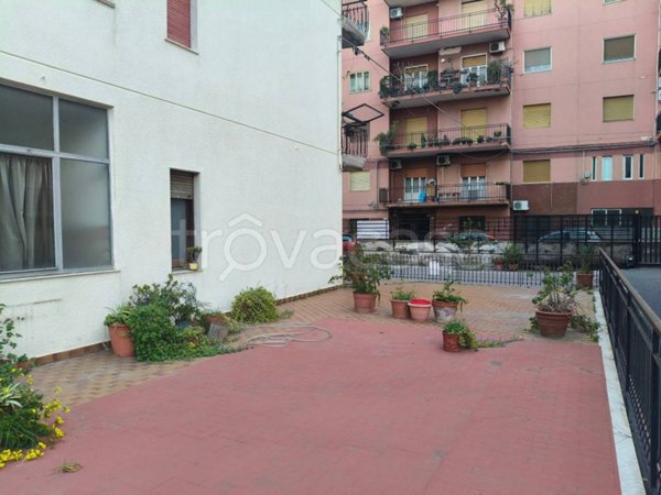 appartamento in vendita a Catania in zona Picanello