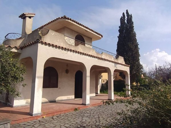 casa indipendente in vendita a Catania in zona Fontanarossa