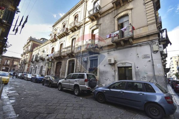 locale commerciale in vendita a Catania in zona Centro Storico