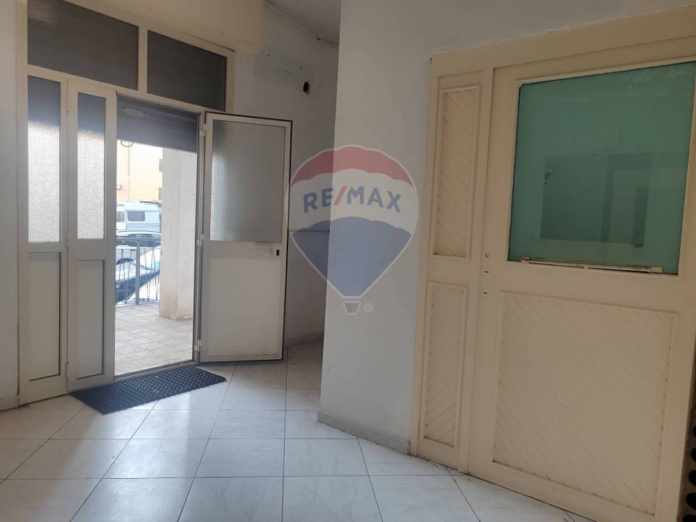 locale commerciale in vendita a Catania