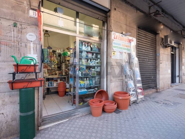 negozio in vendita a Catania in zona Picanello