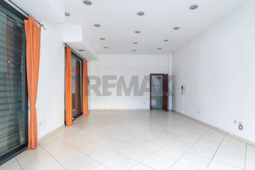 locale commerciale in vendita a Catania