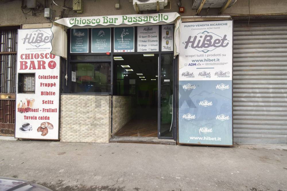 locale commerciale in vendita a Catania