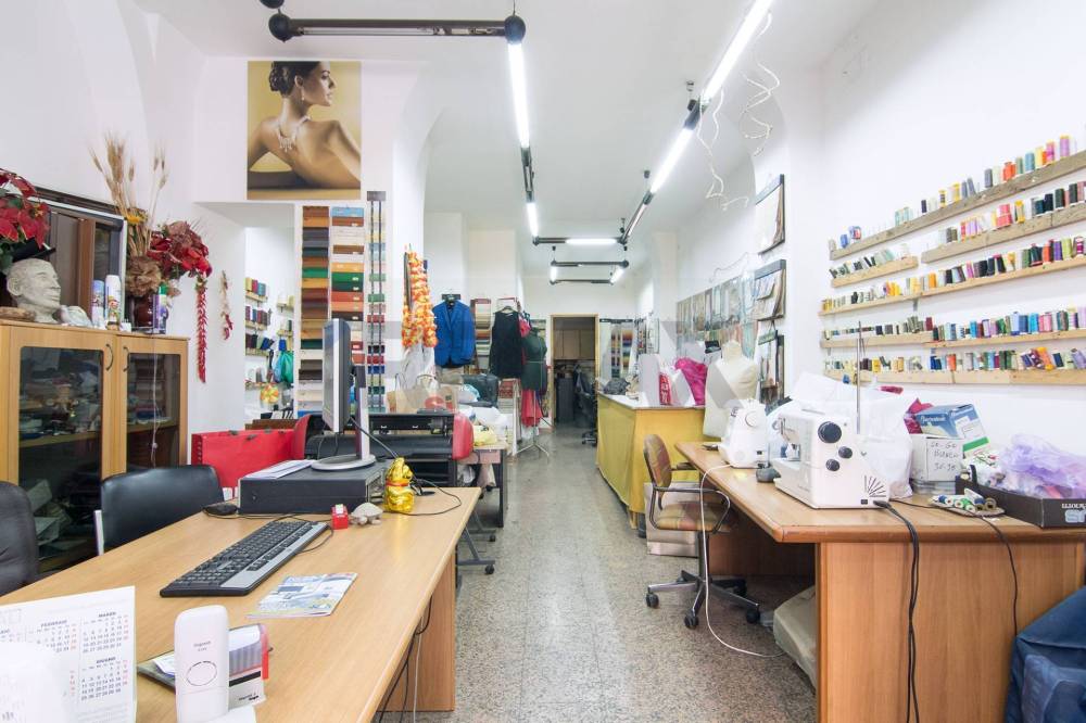 locale commerciale in vendita a Catania in zona Centro Storico
