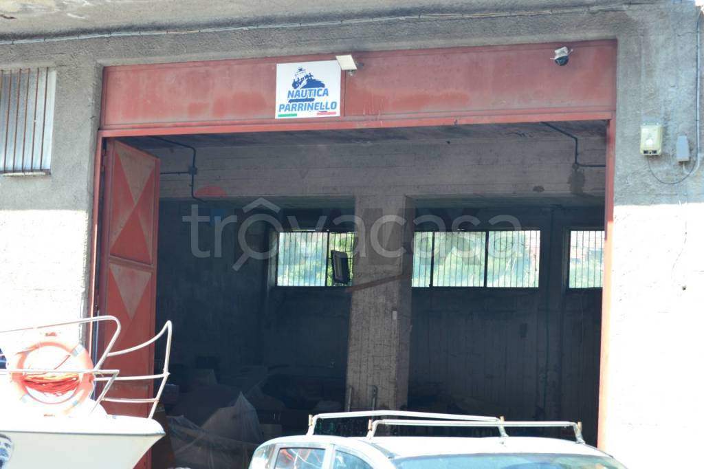 negozio in vendita a Catania in zona Centro Storico