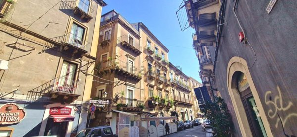 appartamento in vendita a Catania in zona Centro Storico