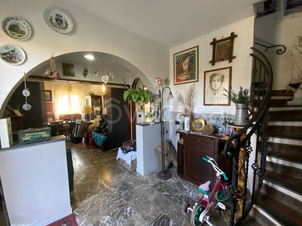 casa indipendente in vendita a Catania