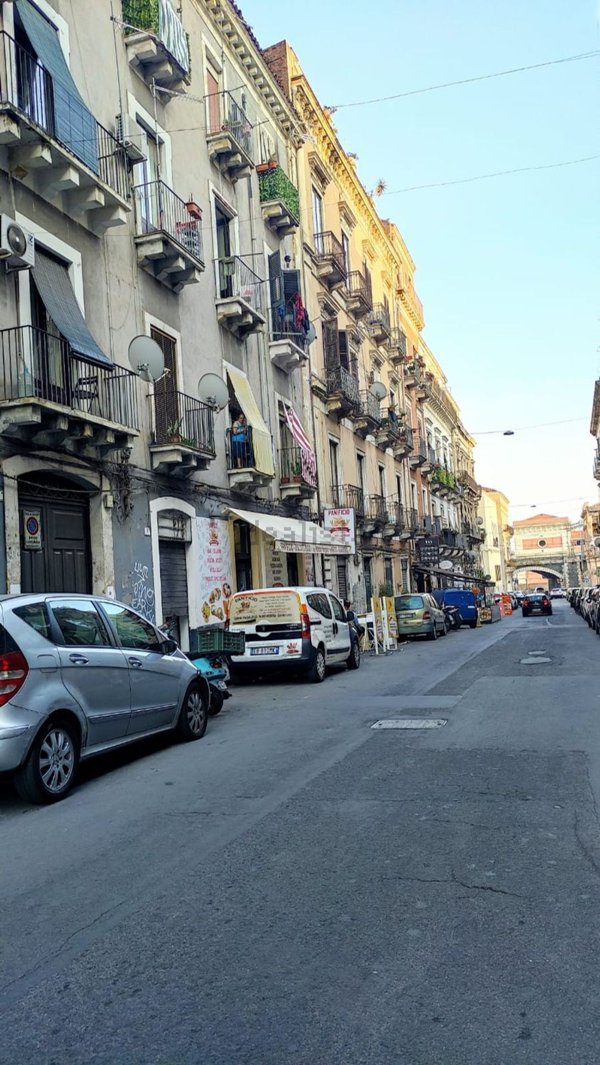 appartamento in vendita a Catania in zona Centro Storico