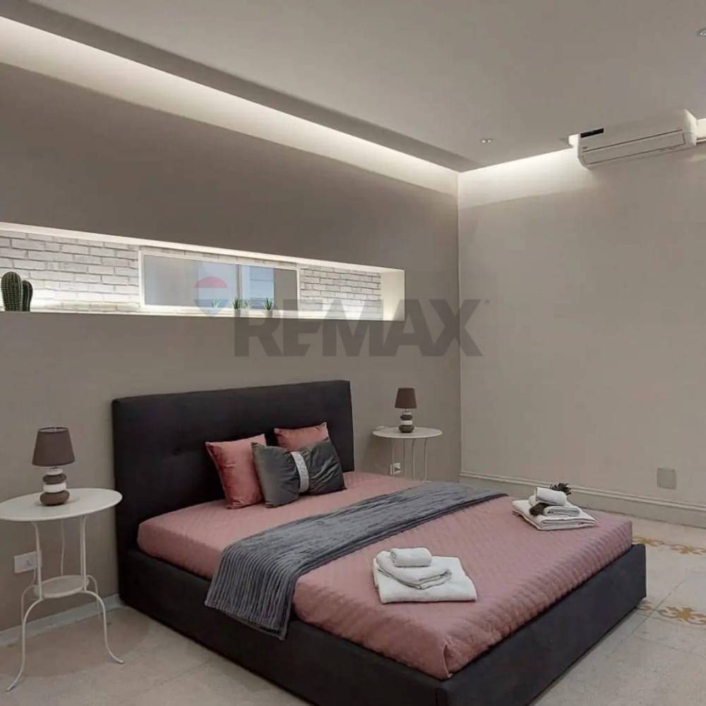 negozio in vendita a Catania in zona Centro Storico