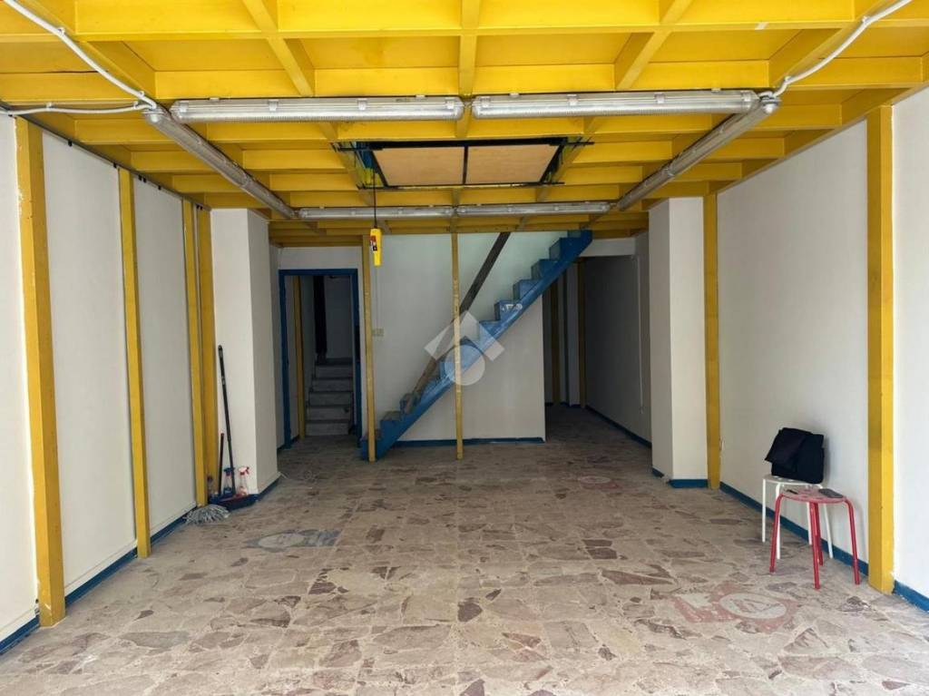 negozio in vendita a Catania