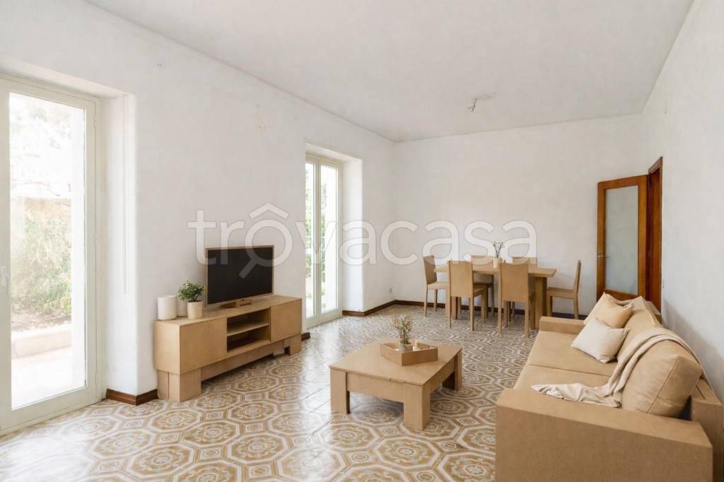 appartamento in vendita a Catania in zona Ognina