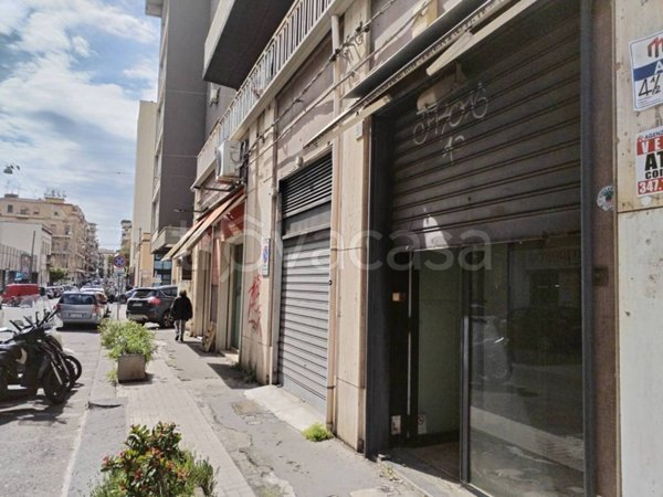 negozio in vendita a Catania in zona Picanello