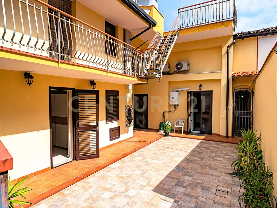 casa indipendente in vendita a Catania