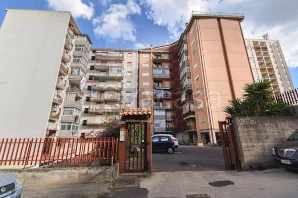 appartamento in vendita a Catania in zona Librino