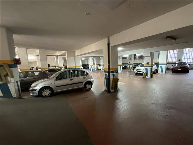 negozio in vendita a Catania in zona Centro Storico