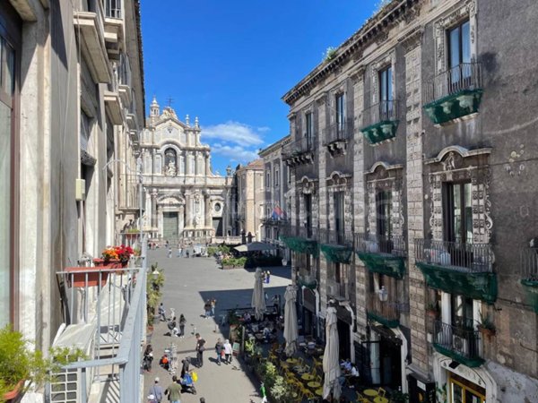 appartamento in vendita a Catania in zona Centro Storico