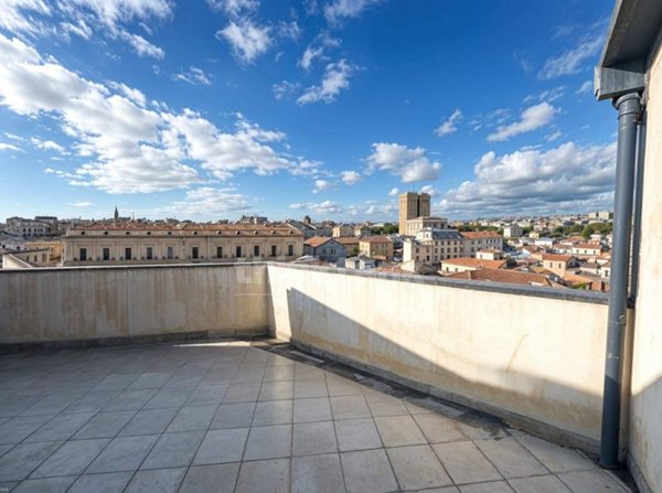 appartamento in vendita a Catania in zona Centro Storico