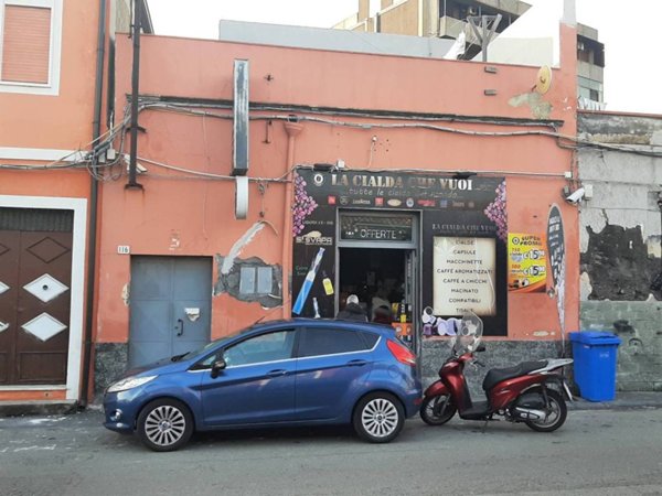 negozio in vendita a Catania in zona San Giuseppe la Rena