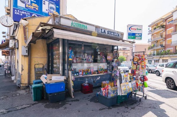 negozio in vendita a Catania in zona Picanello