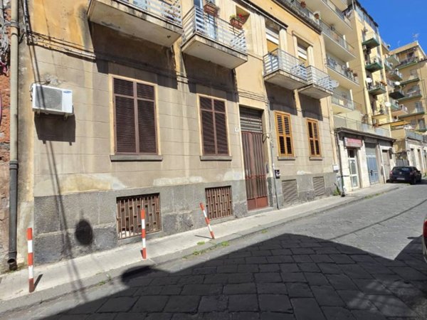 appartamento in vendita a Catania in zona Picanello