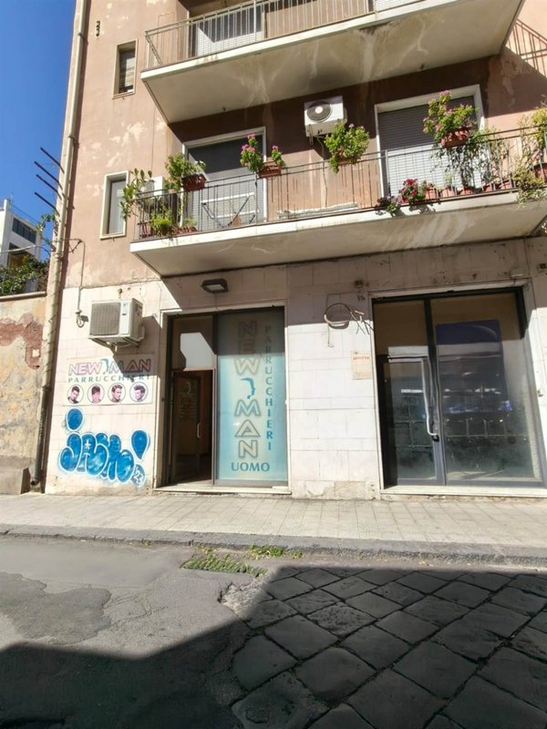 negozio in vendita a Catania